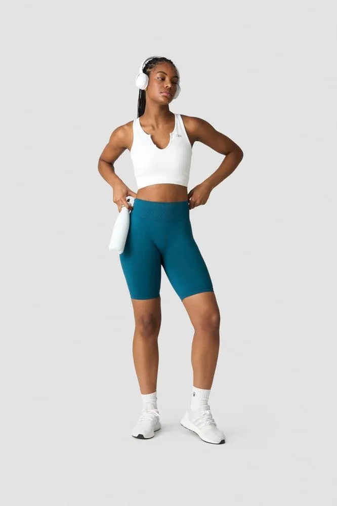 Define Seamless V-shape Biker Shorts