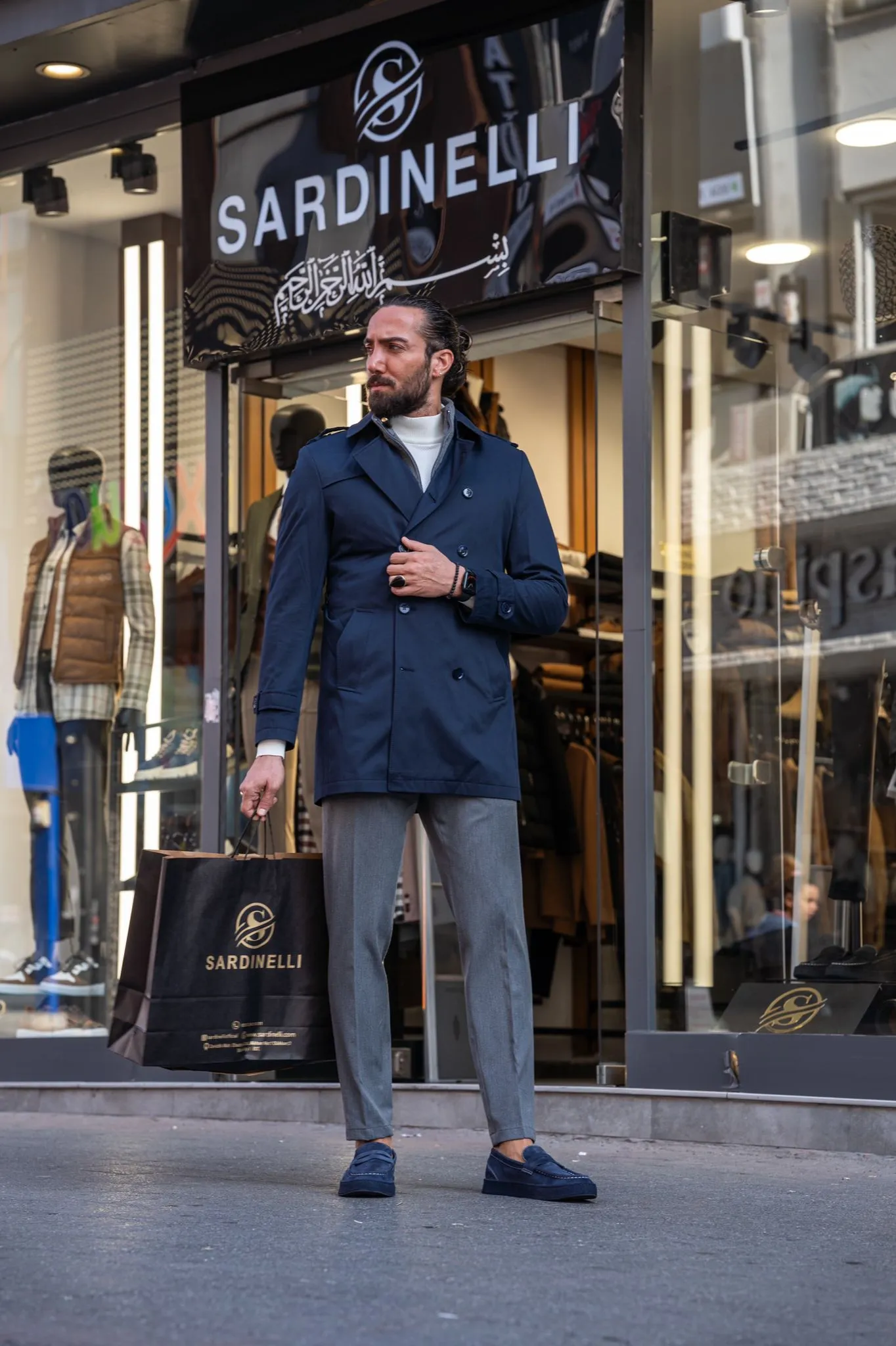 Eden Slim Fit Wide Collared Navy Trench Coat