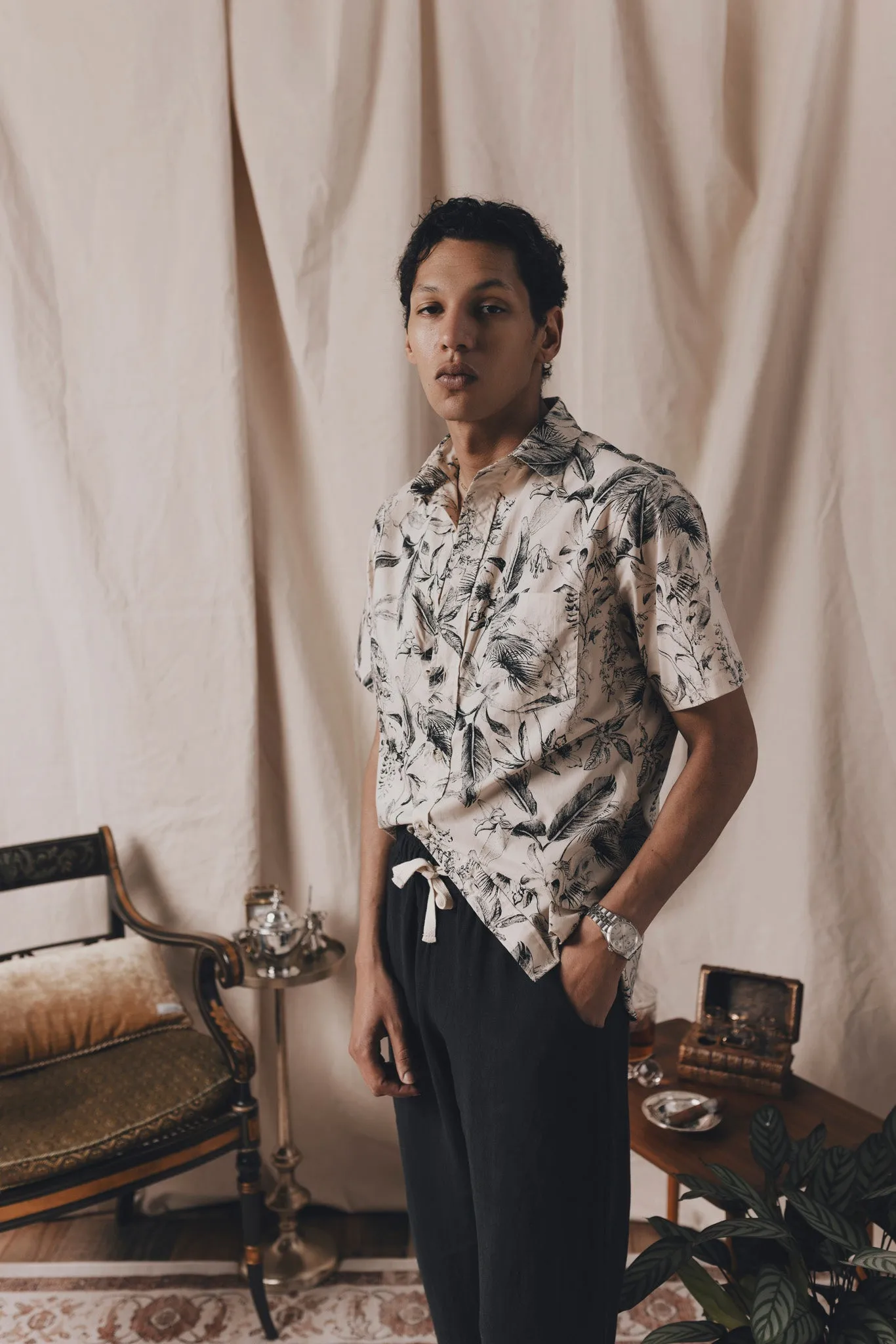 The Palm Button Up